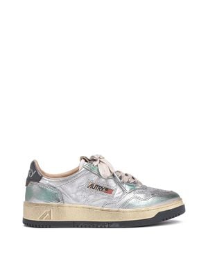 Autry Chic Flat Shoes For - White