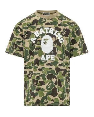 A Bathing Ape Camo Print T-Shirt With Stampaint Logo - Green