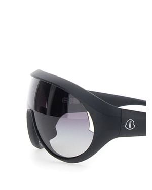 Moncler Sleek Designer Sunglasses For - Blue