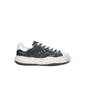 Maison Mihara Yasuhiro Distressed Low-Top Sneaker With Oversized Sole - Blue