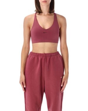 Nike Universa Medium-Support Padded Sport Bra - Red