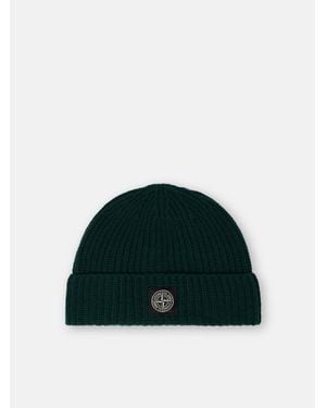 Stone Island Ribbed Virgin Wool Hat With Logo Patch - Green