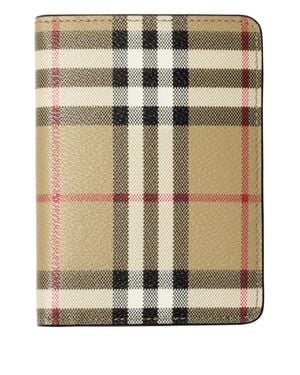 Burberry Ls Passport Cover Dfc - Metallic