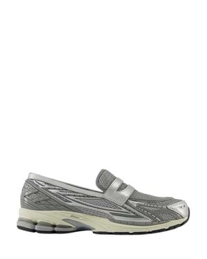 New Balance Lightweight Sneakers - Gray