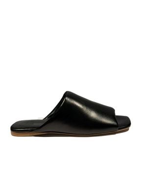 LA ROSE Chic Double Strap Sabot Sandals - Black