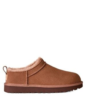 UGG Stylish Pull Tab Boots With Sheepskin Insole - Brown