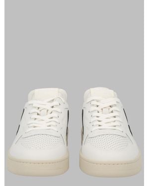 Veja Minimalist Low-Top Sneakers - White