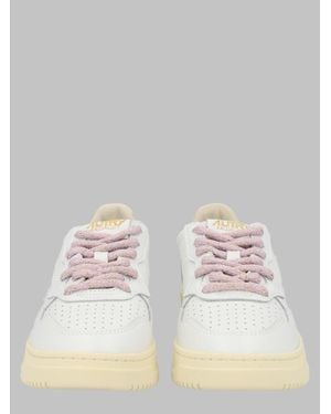 Autry Medalist Low Leather Low-Top Sneakers - White