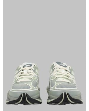 New Balance Metallic Low-Top Sneakers