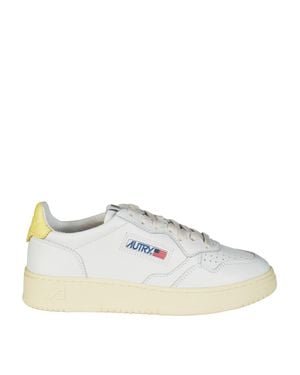 Autry Medalist Low Sneakers - White