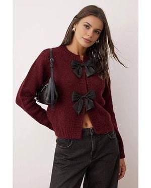 WOVCOR Crew Neck Knit Cardigan W/ Ribbon Detail - Red
