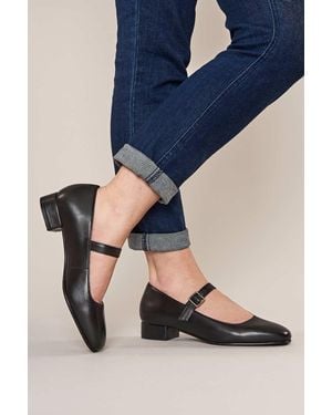 Moshulu 'Hebei' Front Buckle Block Heels - Blue