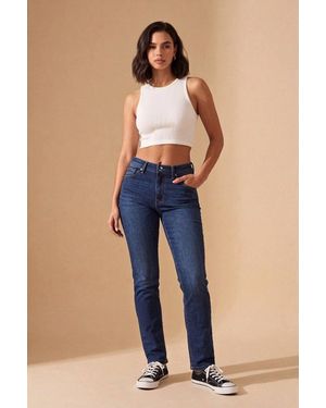 Femme Luxe Lightweight Wash Fit Jeans - Blue
