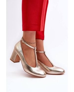 KDMD Block Heel Pump With Adjustable Strap Rounded Toe - Red