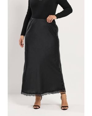 Yours Satin Lace Hem Skirt - Black