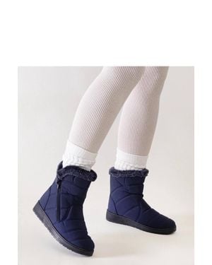 Love Lace Insulated Snow Boots With Faux Fur Trim Rubber Sole Zipper - White