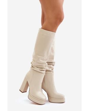 KDMD Slip On Platform Heel Boots With Rounded Toe Crease Upper - Natural