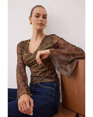 WOVCOR Printed V Neck Tulle Stretch Knit Blouse W/ Spanish Sleeve Detail - Blue
