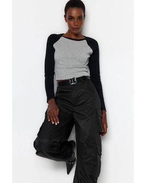 WOVCOR Ribbed Long Sleeve Contrast Crop Knit T-Shirt - Black