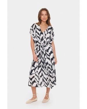 Saint Tropez Eya V-Neck Knot Detail Printed Dress - White
