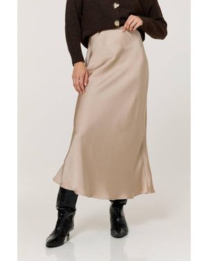 Liquorish Crinkle Satin Maxi Skirt - Natural