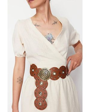 WOVCOR Faux Leather Belt W/ Metal Disc Detail - White