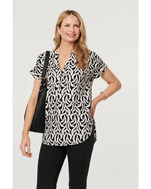 Izabel London Printed Short Sleeve Curve Hem Blouse - Black