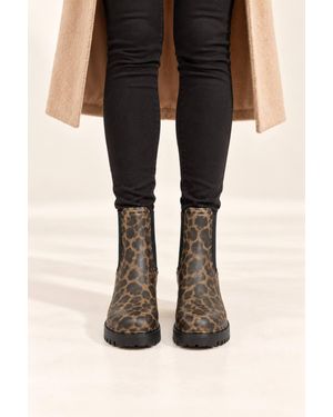 LARANGE Leopard Print Chelsea Ankle Boots Chunky Lug Sole - Black