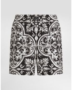 Dolce & Gabbana Mittellange Badeshorts Majolika-Print - Schwarz