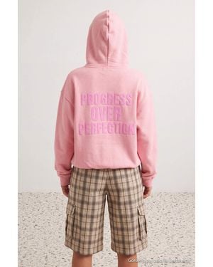 Trendyol Mi̇Lla Damen Dunkelblau Mit Slogan Lang, Oversize Sweatshirts - Pink