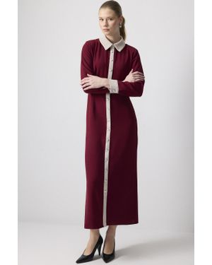 Touché Privé Kreppkleid Mit Goldenen Knöpfen - Rot