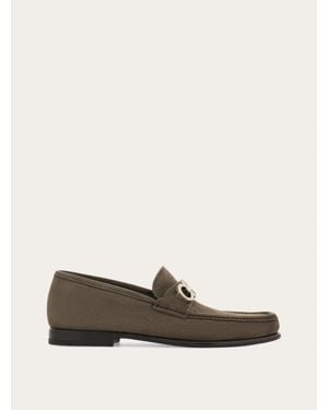 Ferragamo Gancini Ornament Moccasin - Yellow