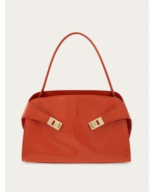 Ferragamo Hug Soft Shoulder Bag (M) - Red