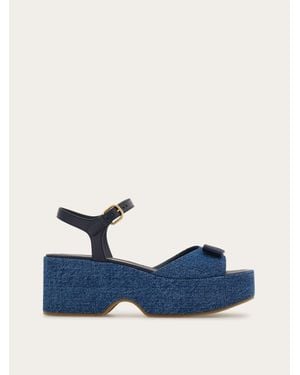 Ferragamo Femmes Sandale Plateforme Avec Nœud Iconique Bleu Taille .5