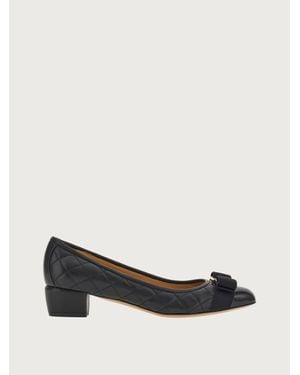 Ferragamo Ornament Vara-Bow 40Mm Pumps - Black
