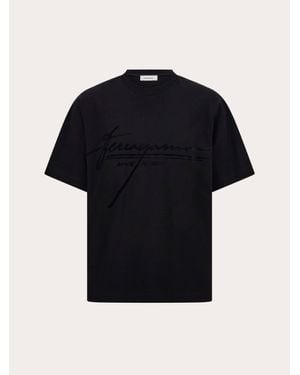【送料&関税込】Ferragamo Logo Printed Crewneck T-shirt Ferragamo Logo Print Crew Neck T-Shirt in White for Men | Lyst