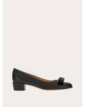 Ferragamo Vara Bow Patent Court Shoes - Black