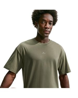 Nike Standard Issue Dri-Fit Basketball T-Shirt T-Shirts - Green