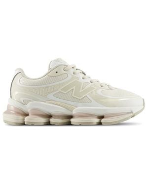New Balance Trainers - White
