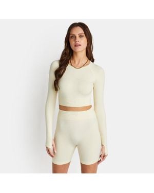 Peach Fit Sophia Seamless T-Shirts - Natural