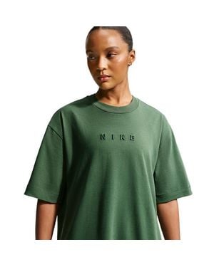 Nike Sportswear T-Shirts - Green