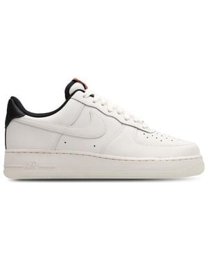 Nike Air Force Trainers - White