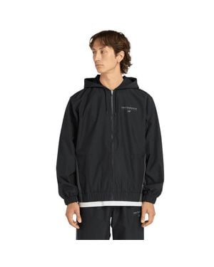 New Balance Trackside Woven Jacket Hombre Chaquetas - Negro