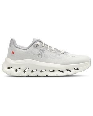 On Shoes Cloudtilt Trainers - White