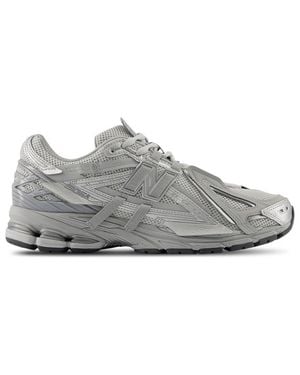 New Balance Trainers - Grey