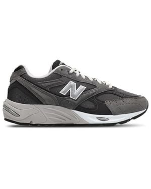 New Balance 880R Trainers - Grey