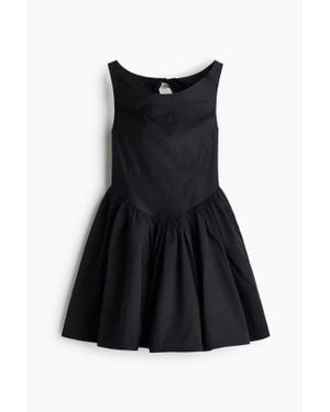 H&M Robe À Encolure Bénitier Avec Jupe Évasée - Noir