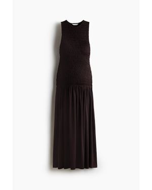 H&M MAMA Robe en jersey smocké - Noir