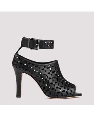 Manolo Blahnik Elegant 105 Heel Leather Sandals - Black