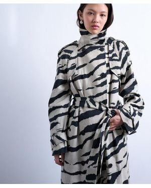 TOPSHOP Print Funnel-Neck Trench Coat - White